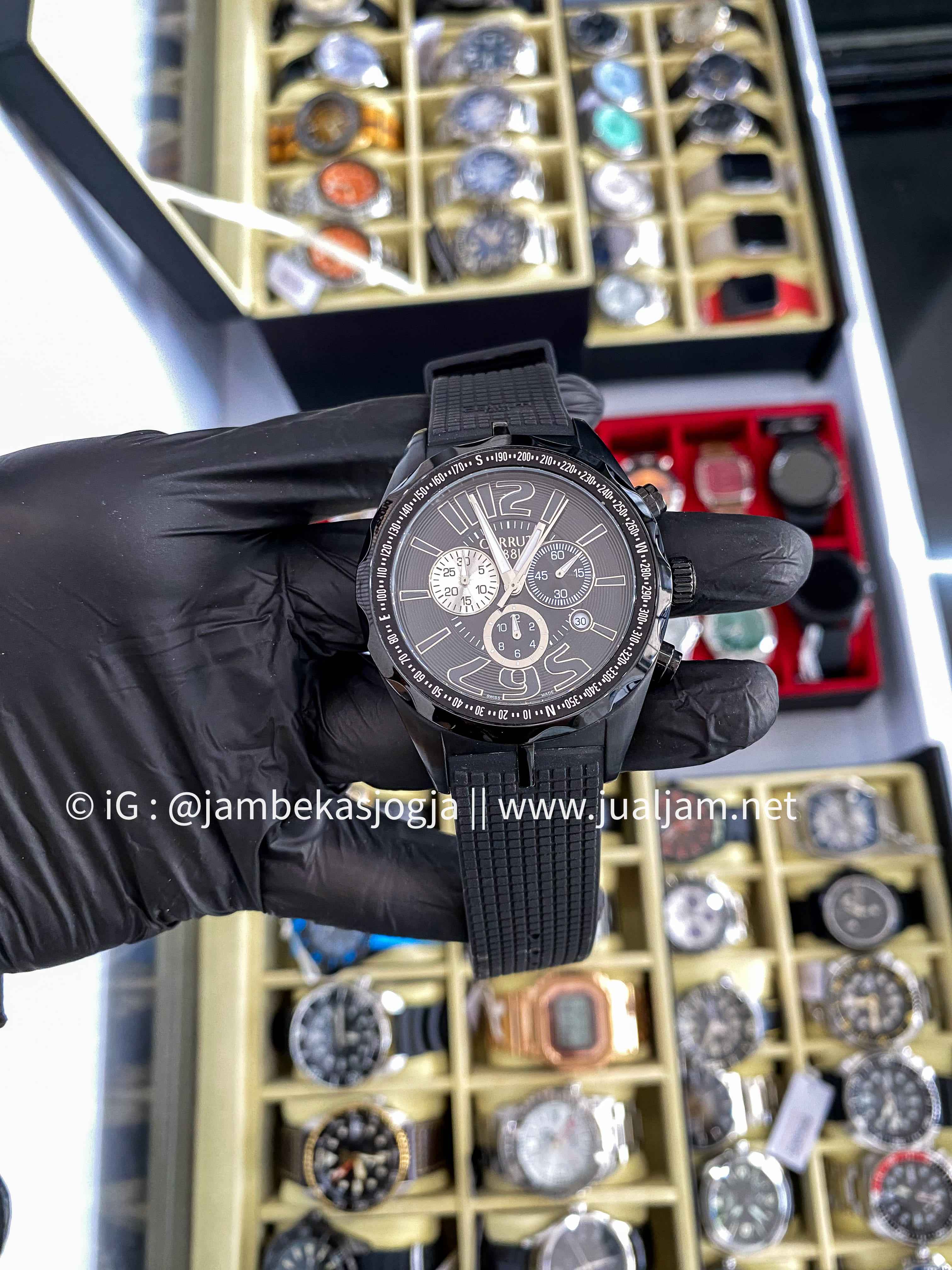 (SKU 121 ) Cerruti Gents Watch Swiss Made Collection Veliero CT100891 Black STRAP