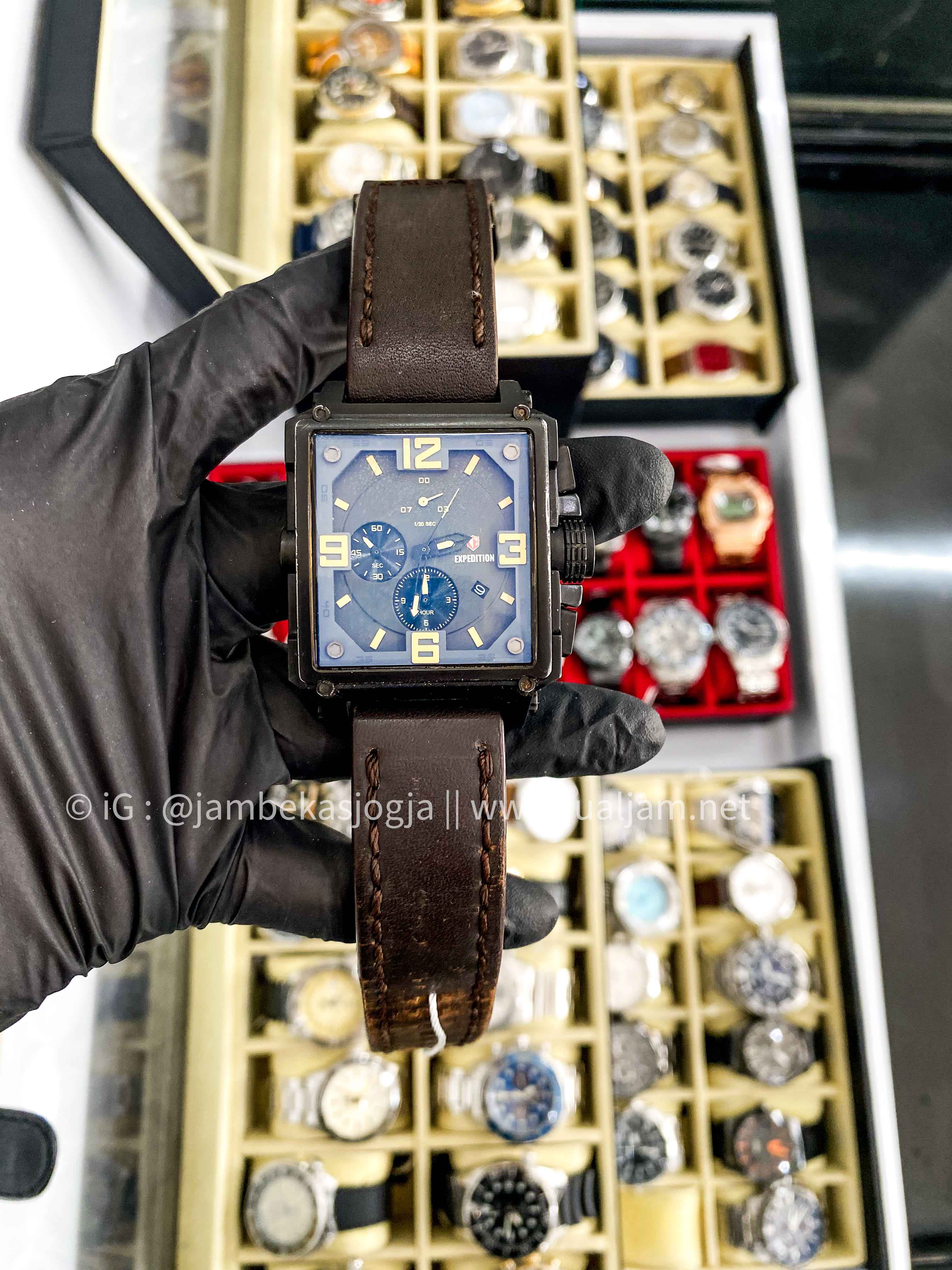 ( SKU 298 ) Expedition Chronograph E 6618 MC LBRBA Men Black Dial Brown Leather Strap