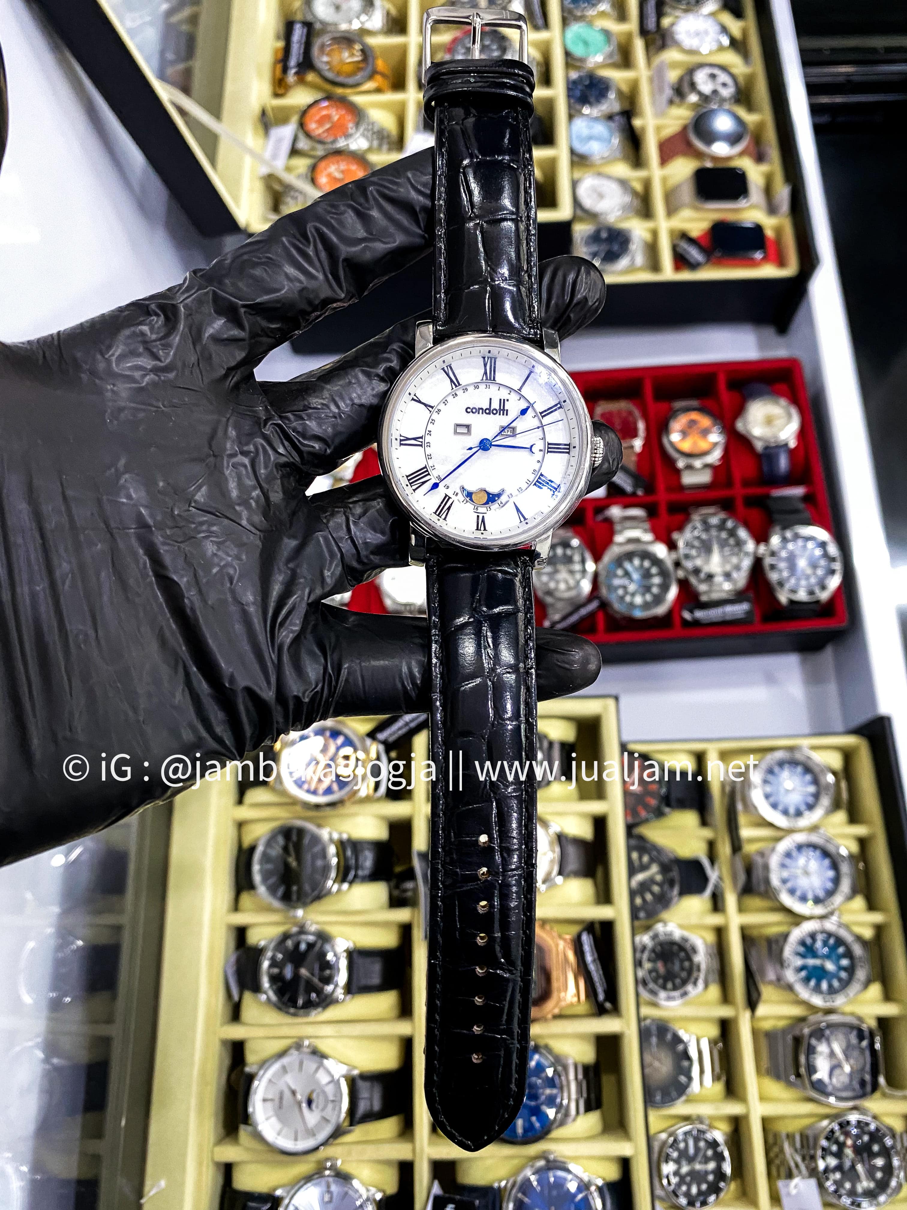 (SKU 115) Condotti CN1139 GARANSI RESMI FEBRUARI 2027 White dial Leather strap