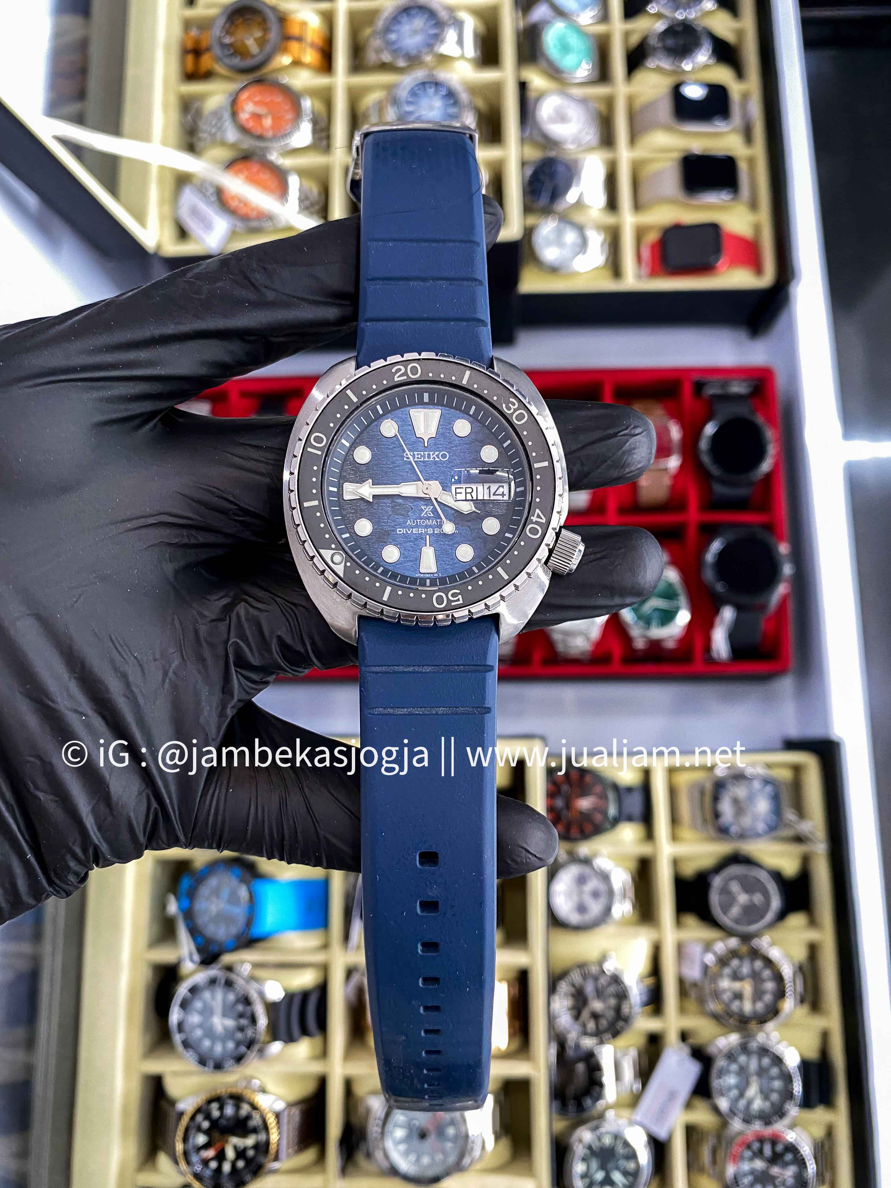 (SKU 15) Seiko Prospex SRPF77K1 King Turtle Dark Manta Ray Save The Ocean Rubber Strap Special Edition GARANSI JANUARI 2026