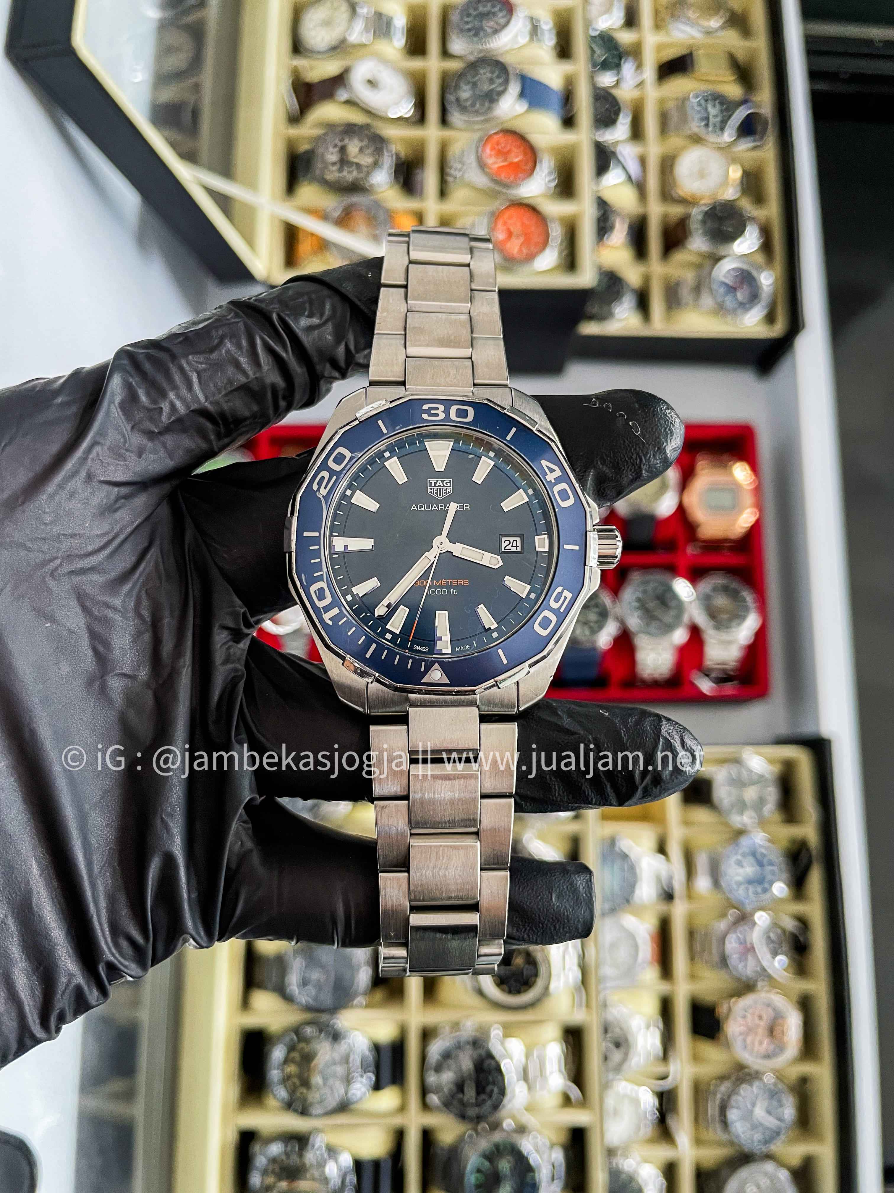 (SKU 414) TAG Heuer Aquaracer WAY101C 43mm Stainless Steel Watch