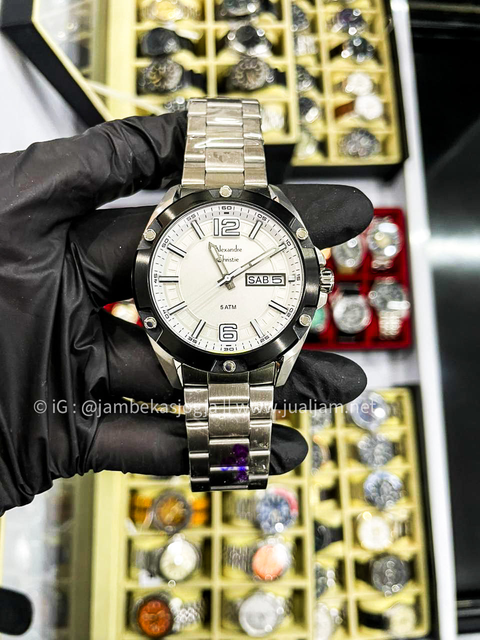 (SKU 422) Alexandre Christie AC 6518 ME BTBSL White Dial Stainless Steel Strap