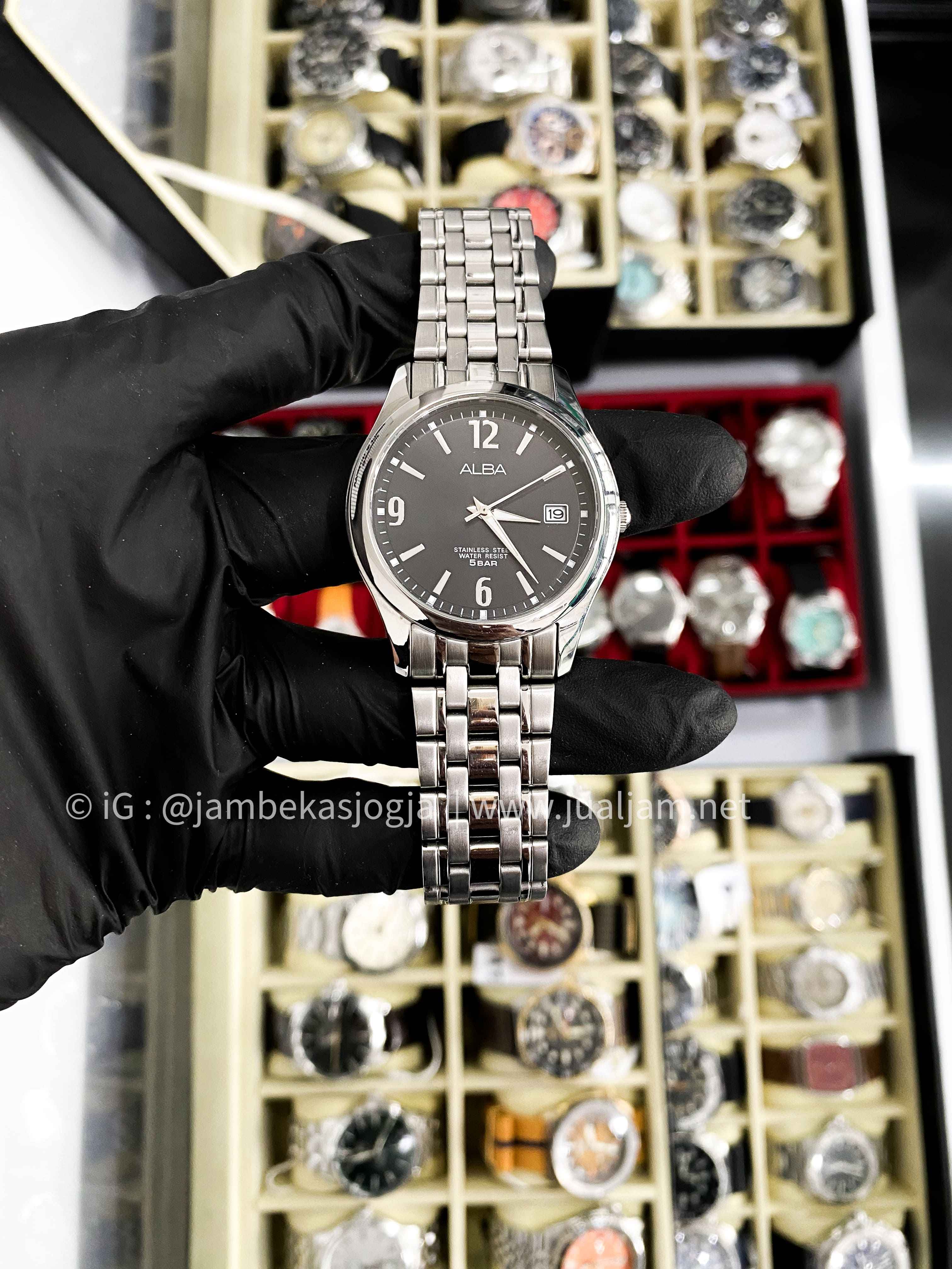 (SKU 148 ) Alba Prestige AXHL03X1 Black Dial Stainless Steel