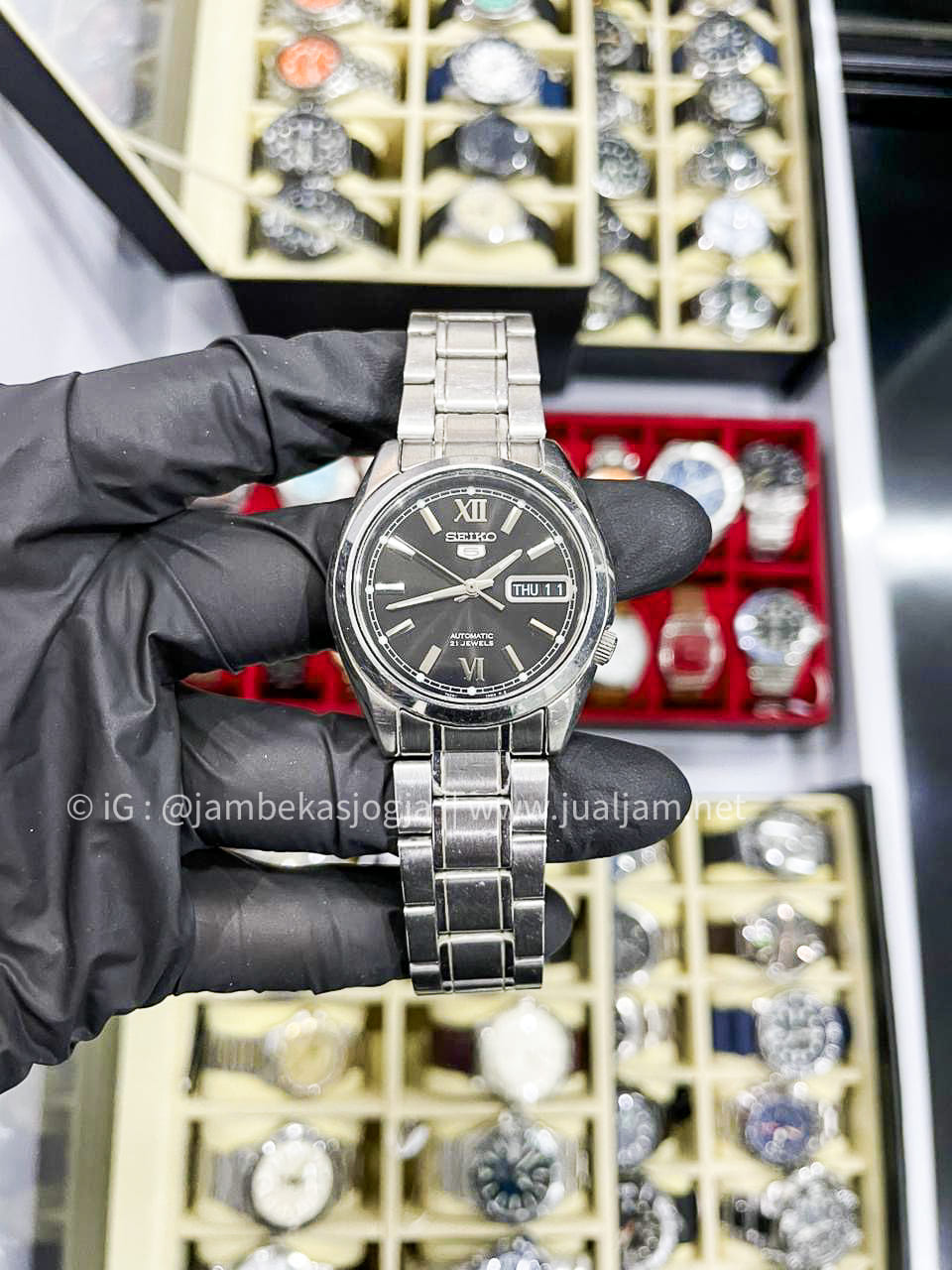 (SKU 462) Seiko 5 Sports SNKL55K1 Automatic Black Dial Stainless Steel Strap