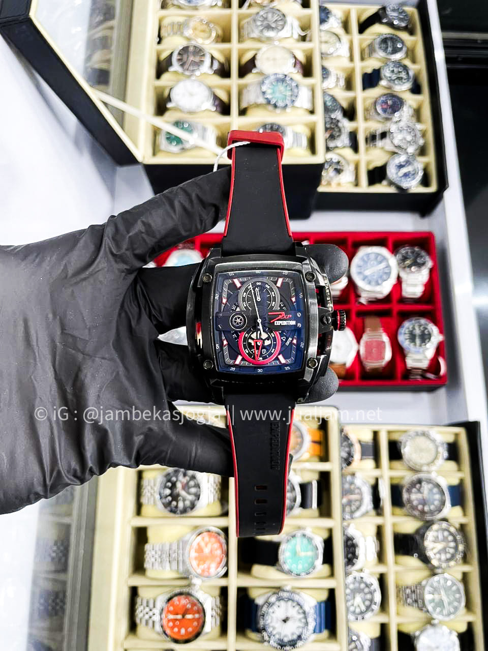 (SKU 471) Expedition Chronograph E 3008 MC RIPBARE Black Dial Black Rubber Strap