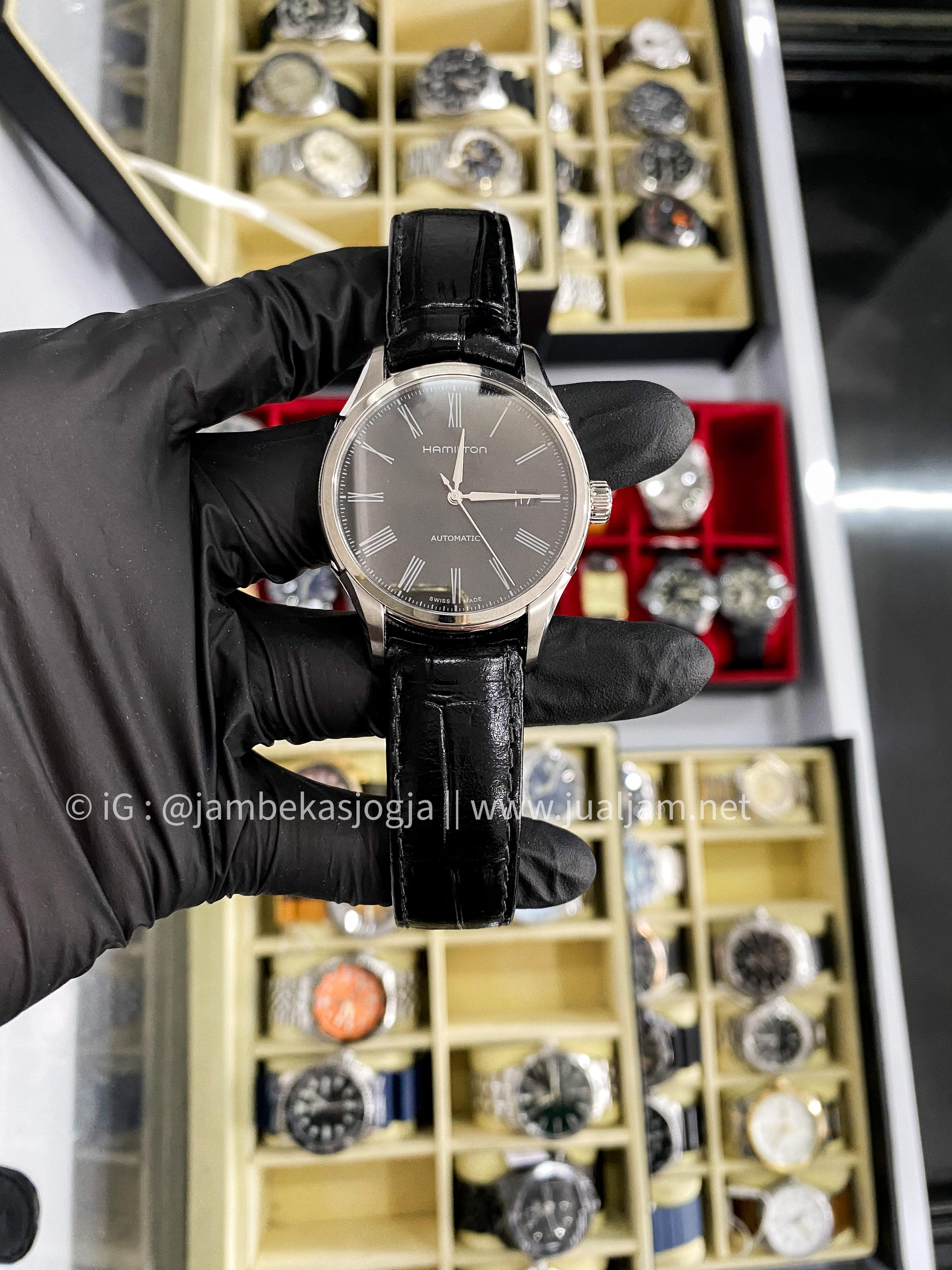 (SKU 48 ) Hamilton American Valiant Automatic H39515734 Black Dial With Strap Leather