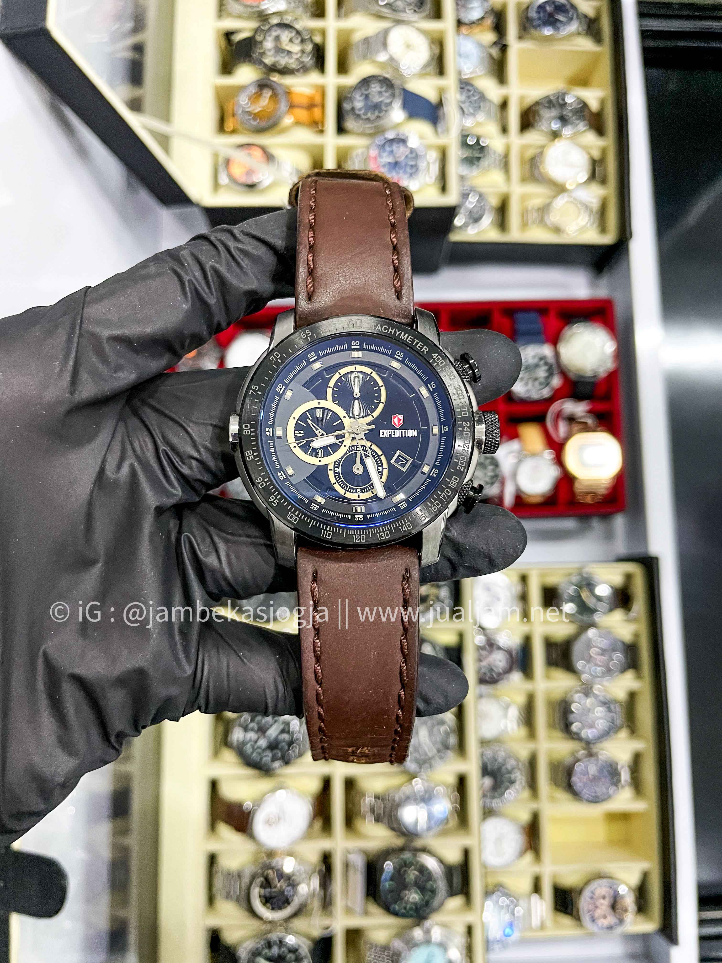 Expedition E 6372 MC LGRBA Chronograph Man Black Dial Brown Leather Strap ( TITP JUAL)