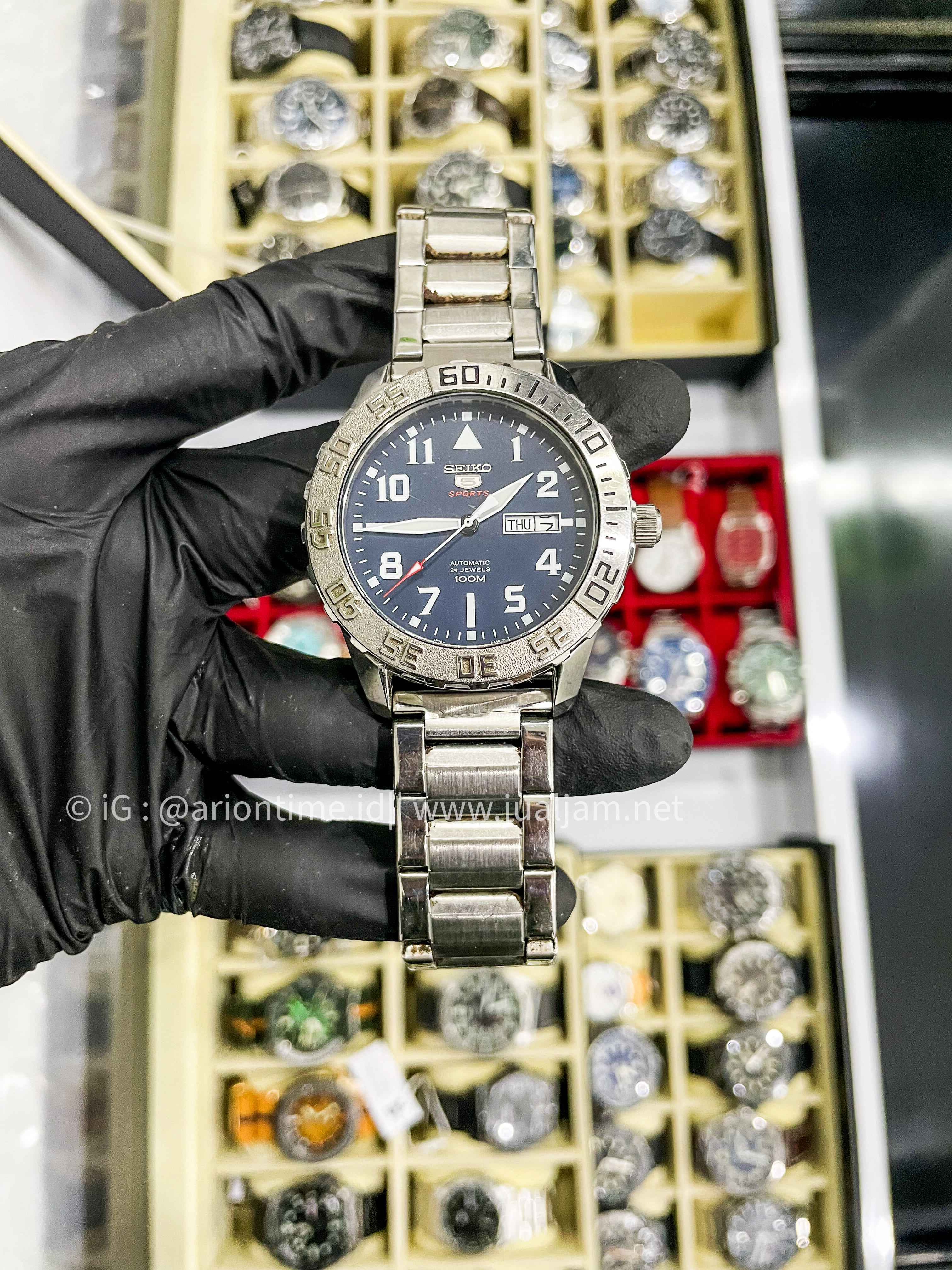 Seiko 5 SRP759K1 Automatic Blue Dial Stainless Steel Strap (TITIP JUAL)