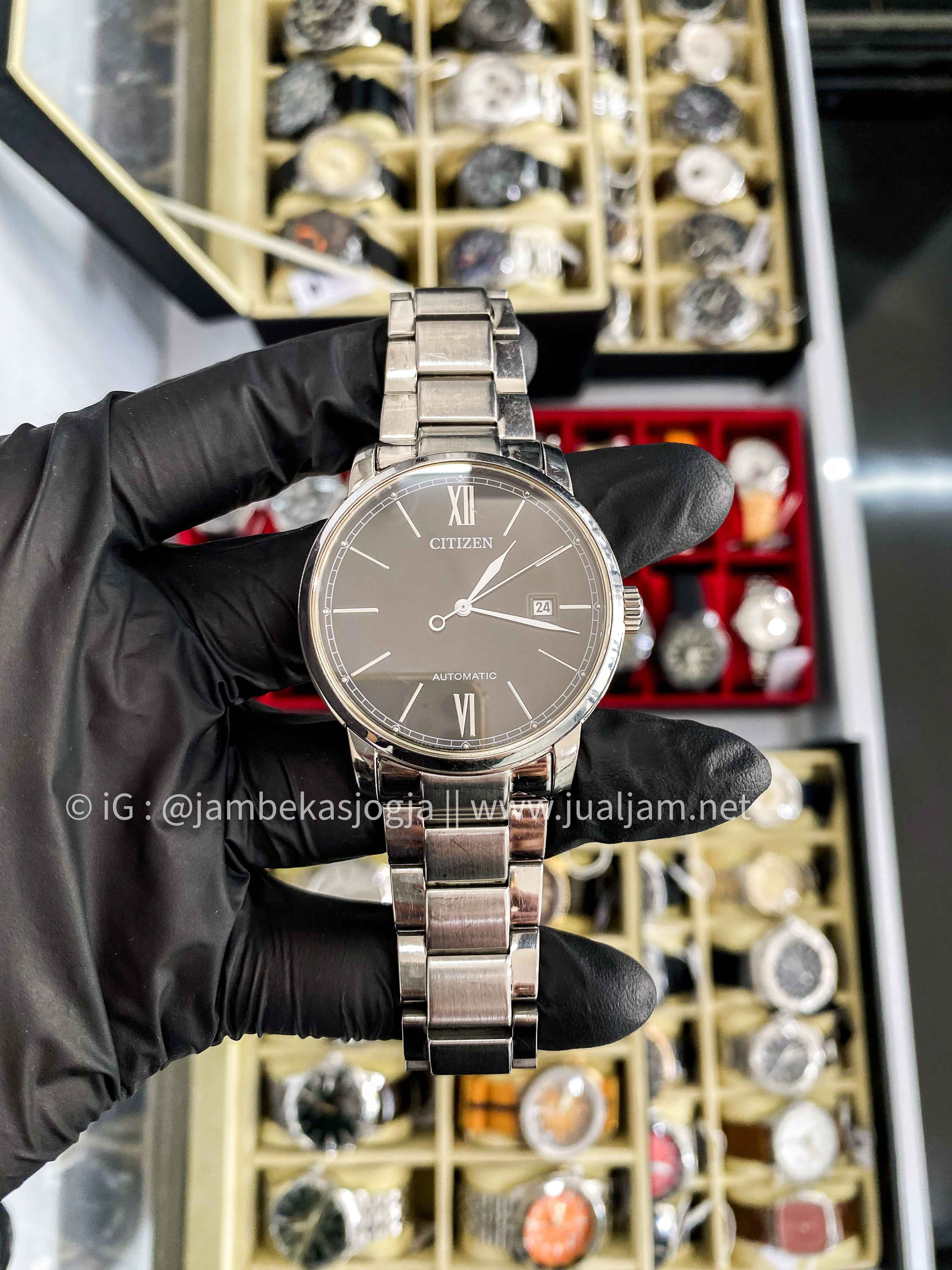 (SKU 327) Citizen Mechanical NJ0130-88E Automatic Men Black Dial Stainless Steel Strap