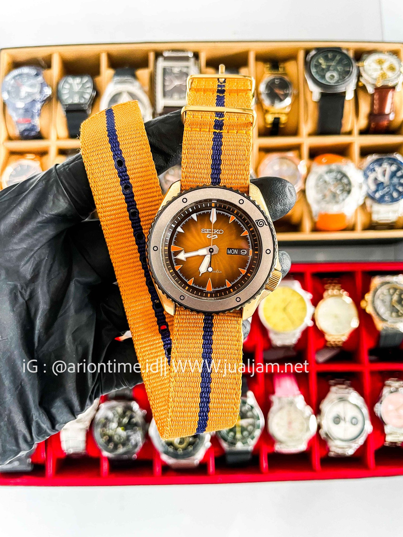 (SKU 580) Seiko 5 Sports SRPF70K1 Naruto & Boruto Naruto Uzumaki Model Dual Tone Nylon Strap Limited Edition